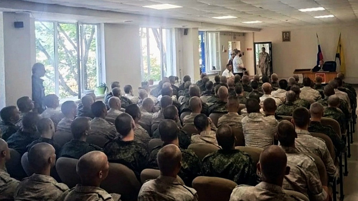 В Новороссийске судили солдата, который выстрелил в себя, а потом получил орден Мужества и 3 миллиона рублей