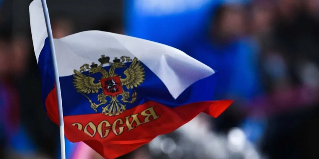 Итальянские гимнастки: мы болеем за россиянок и просто рады держать флаг РФ