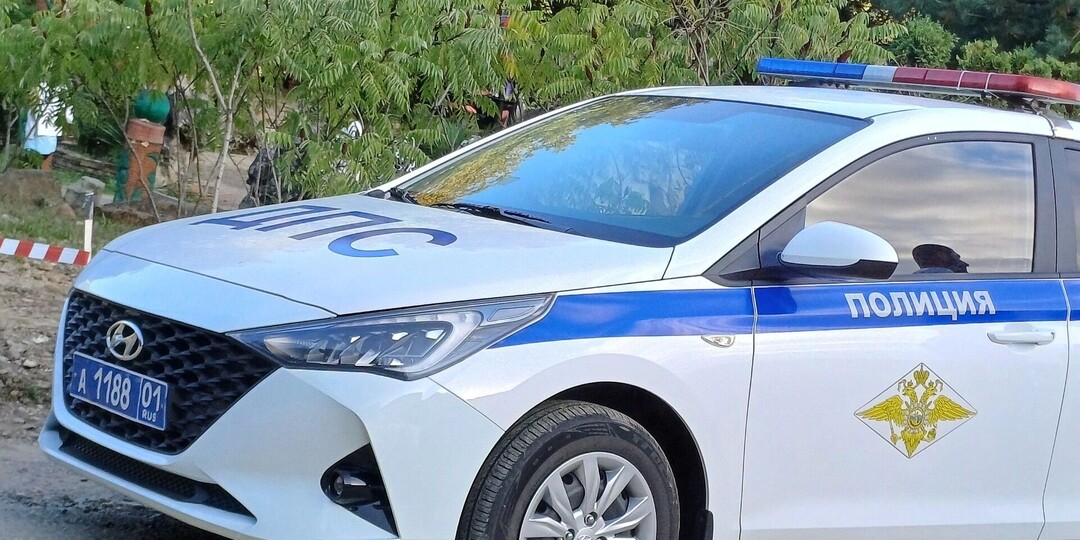 Жесткое ДТП на 2-й Заречной в Краснодаре: легковушка перевернулась и влетела в забор
