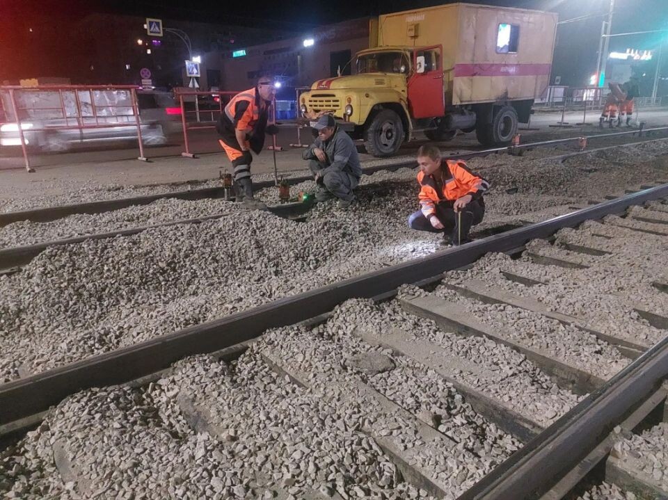    Ремонт переезда на пересечении ул. Попова и Георгия Исакова. Источник: Barnaul.org