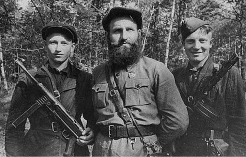Советские партизаны