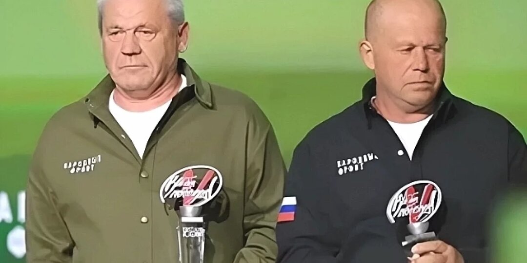 Коленки тряслись! Спасшие 30 детей Старобельска охранники удостоены наград
