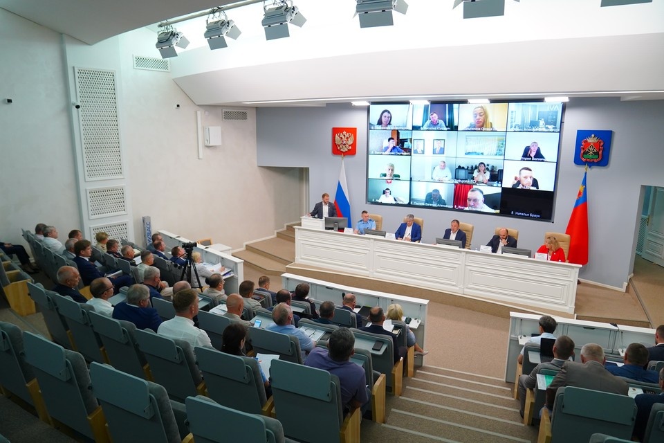    Губернатор Кузбасса сообщил о ситуации на топливном рынке.
