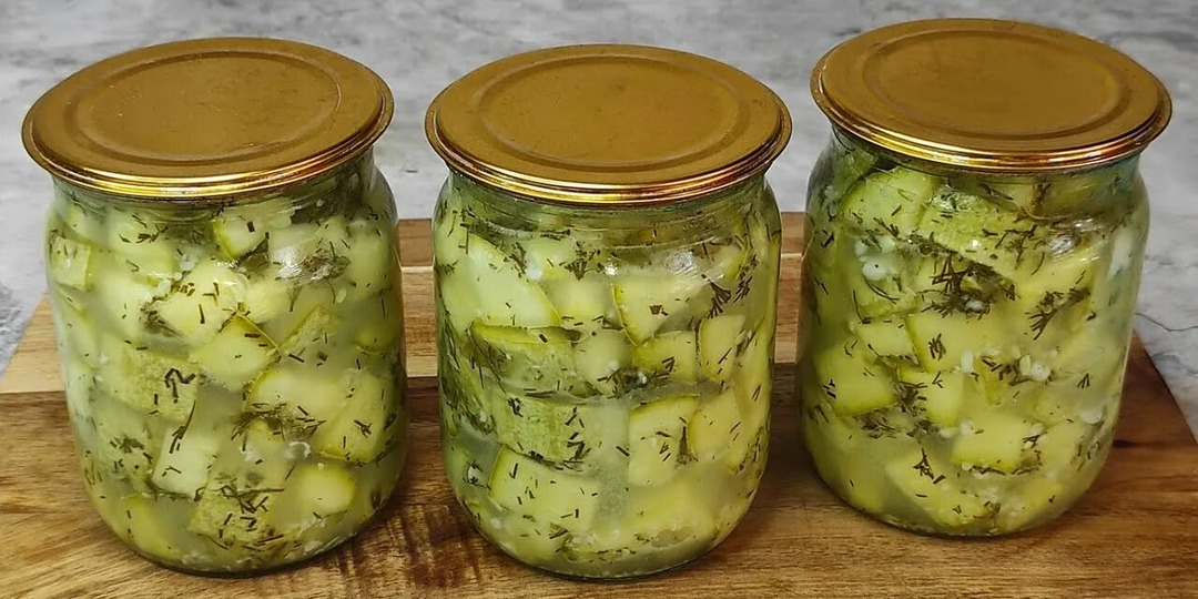 Кабачки получаются вкуснее грибов: 20 минут у плиты — и зимой первой заканчивается именно эта закуска