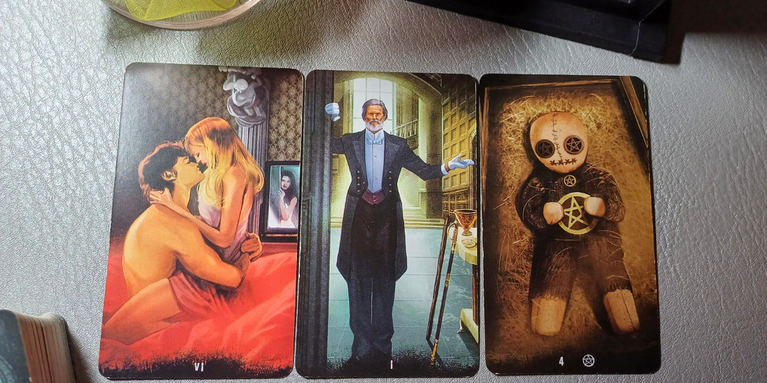 У КОГО ВЫ НЕ ВЫХОДИТЕ ИЗ ГОЛОВЫ?⁉️❤️‍🔥ТАРО ГАДАНИЕ 🔮