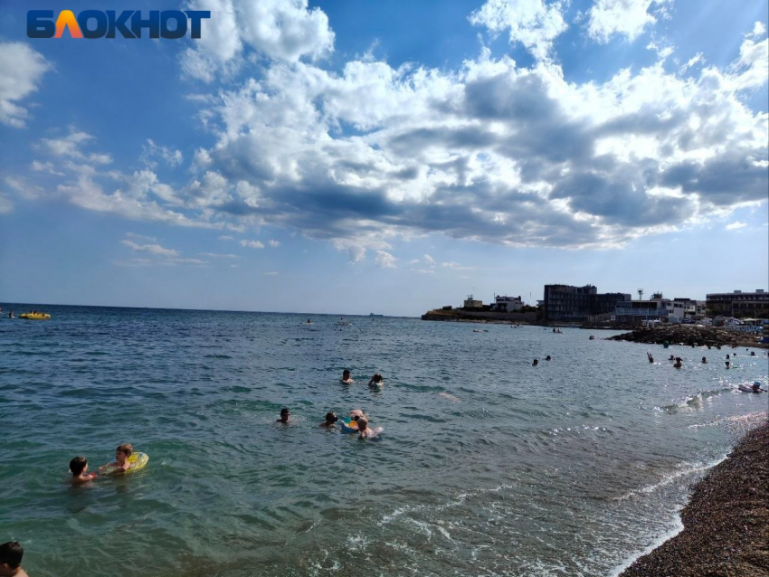 Вид на побережье в Мысхако