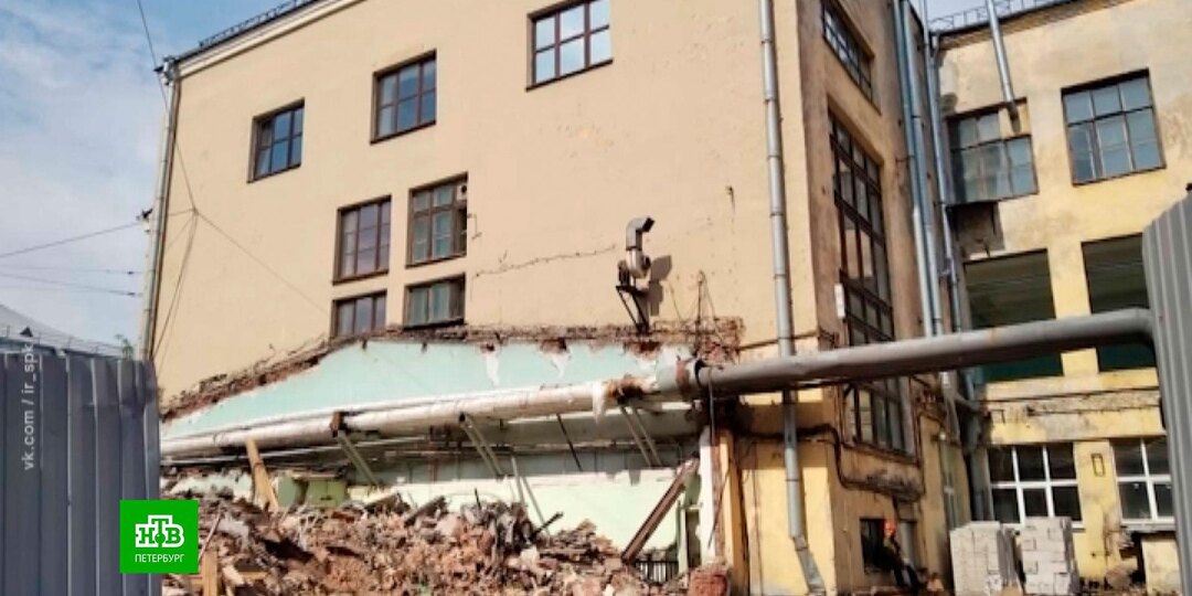 Подрядчик сносов зданий в Петербурге подал иск на 1 млн рублей к градозащитникам
