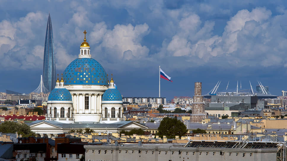 Миссии экспертов Центра всемирного наследия ЮНЕСКО 2019 и 2026 годов пришли к выводу, что 462-метровый небоскрёб уже отрицательно повлиял на выдающуюся универсальную ценность Петербурга.📷Фото: Евгений Павленко / Коммерсантъ