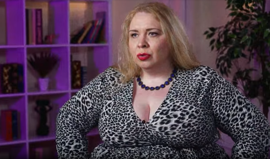 В 40 лет она весила 149 кг и мечтала о сцене. Но жила в убогой квартире без денег... Похудение и путь к мечте