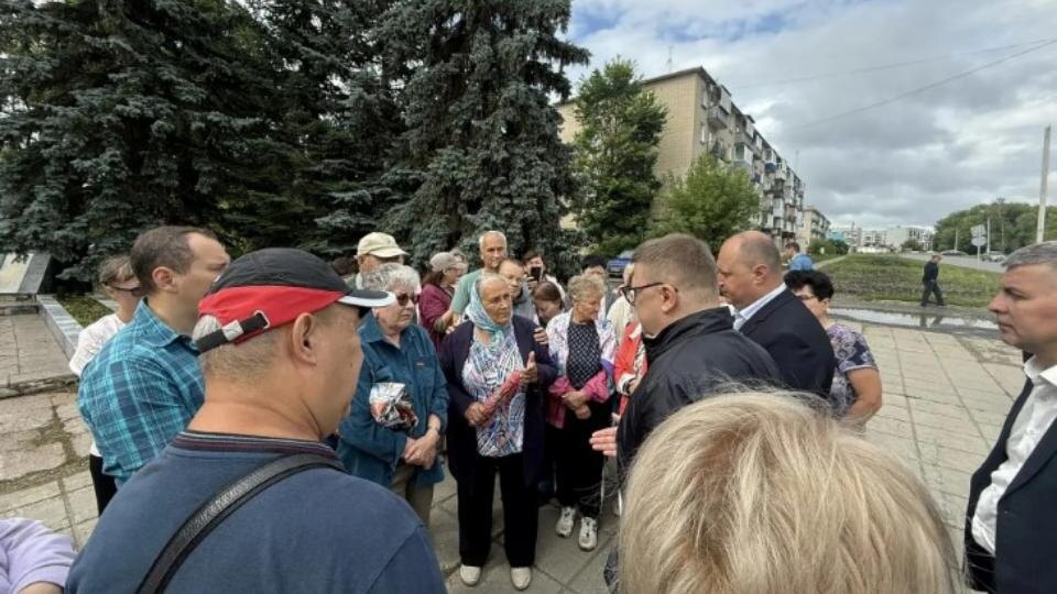 Алексей Текслер взял на личный контроль проблемы жителей Метлино