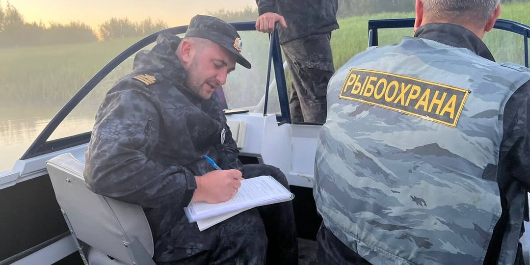 Что именно и как может проверять инспектор рыбоохраны на берегу и в машине без полиции?