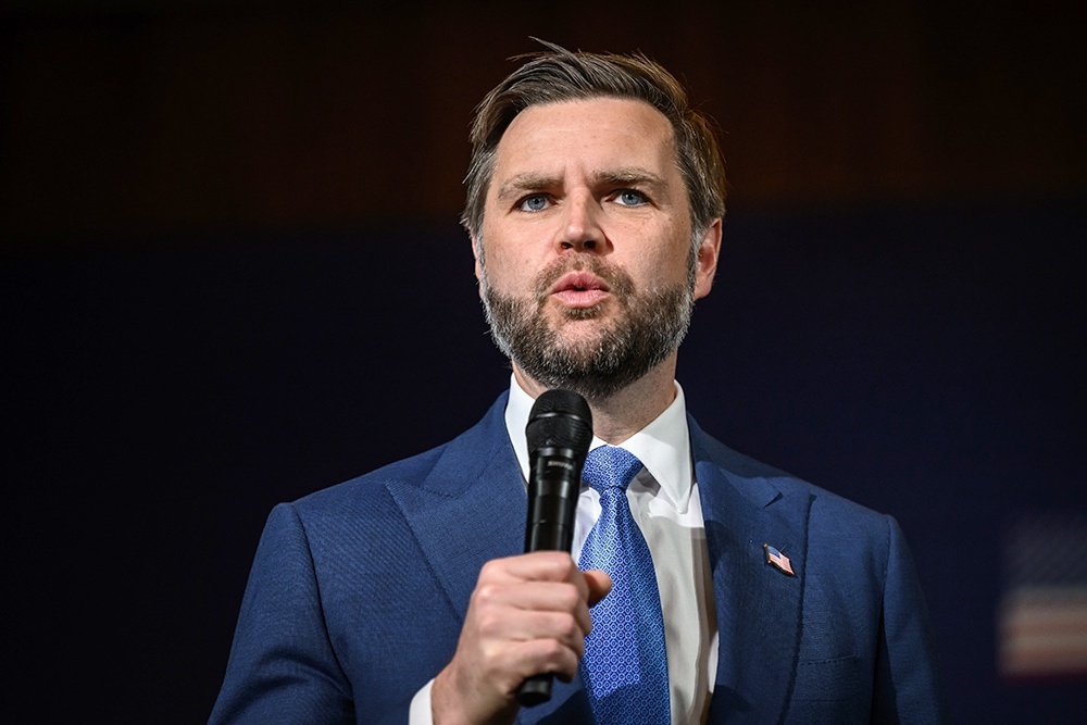    Вице-президент США Джей Ди Вэнс. / FABRICE COFFRINI / POOL / EPA / ТАСС