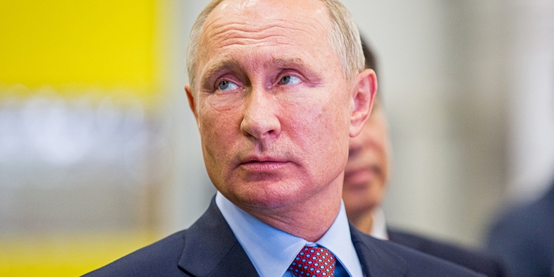 Путин наградил орденом "Родительская слава" семью из Агинского округа