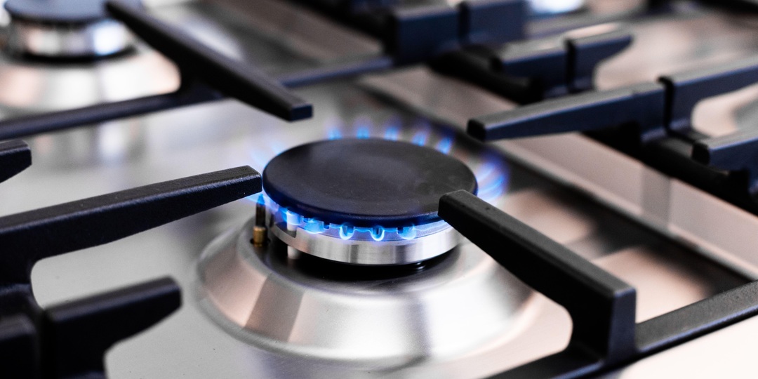 Газовщики заставляют менять газовую плиту: 3 законных способа решения проблемы