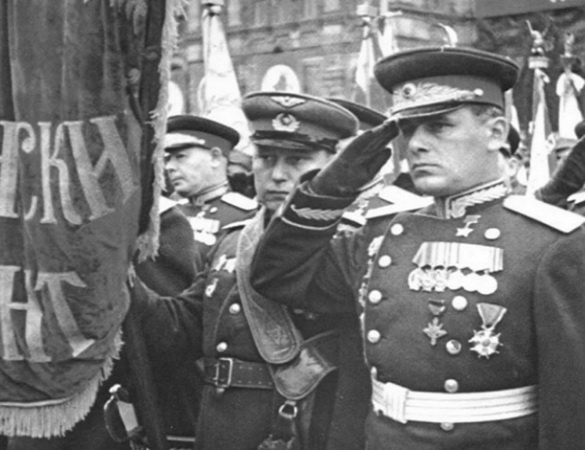 От капитана до генерал-майора за полтора года войны. Как на самом деле воевал боевой генерал Глеб Бакланов