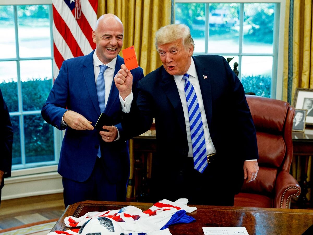    Джанни Инфантино и Дональд Трамп | © AP Photo / Evan Vucci