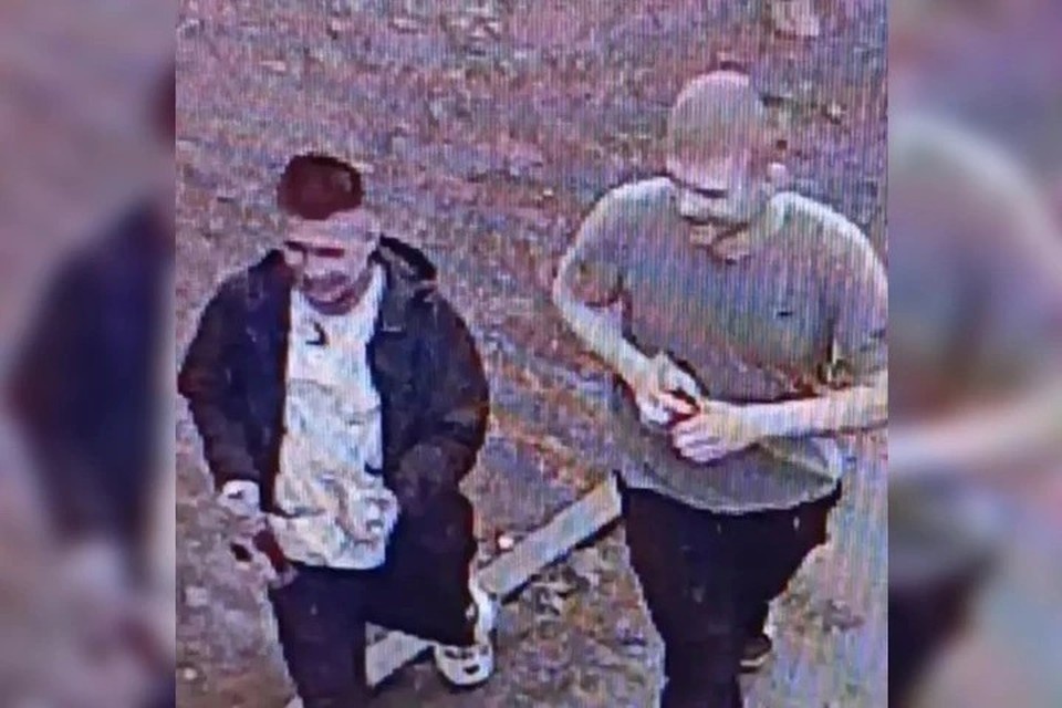    В Братске полиция ищет двух мужчин, подозреваемых в краже сотового телефона ГУ МВД по Иркутской области