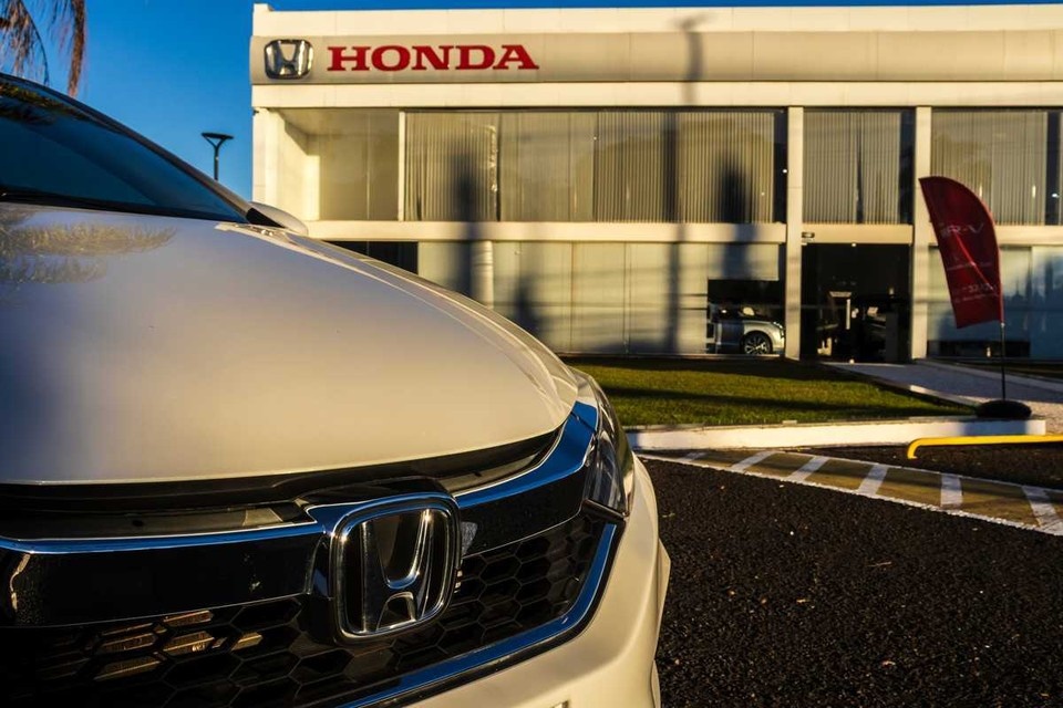    Honda сняла с продажи последний электромобиль из-за падения спроса. Alf Ribeiro / Shutterstock.com / Fotodom.