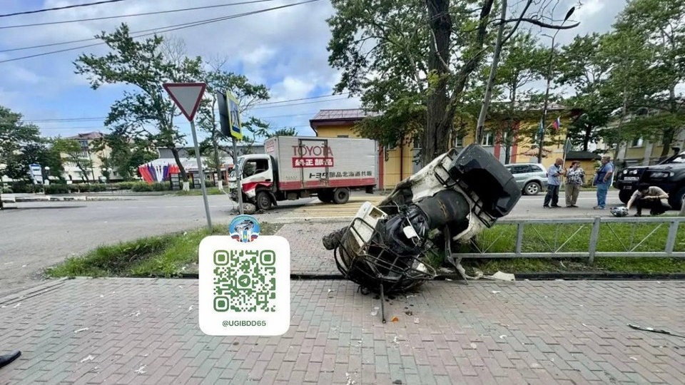 Смертельное ДТП в Углегорске: грузовик не пропустил квадроцикл