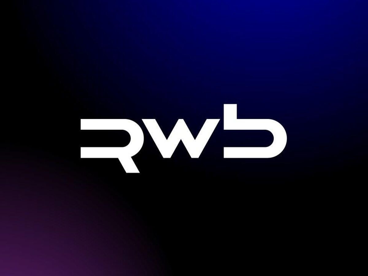    Логотип бренда компании RWB | © RWB
