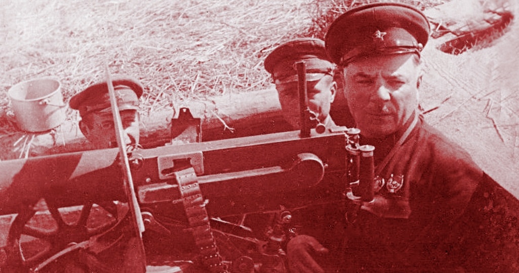 Почему недальновидные маршалы Ворошилов и Кулик запретили накануне ВОВ выпускать автоматы, ПТР и "Катюши"