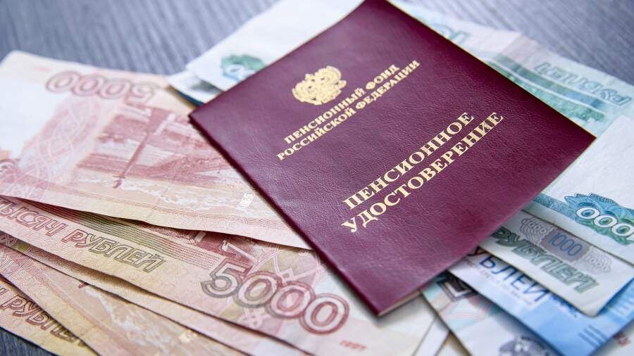Пенсии вырастут уже осенью: кому из россиян пересчитают выплаты с 1 сентября