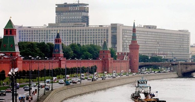 Советская Москва воспринимается сейчас как потерянный рай, идёт стирание памяти