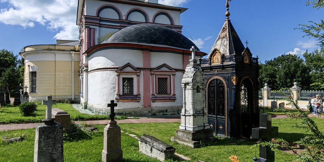 Церковь Зачатия праведной Анною Пресвятой Богородицы (Усадьба Лопасня-Зачатьевское, г. Чехов, Московская область)