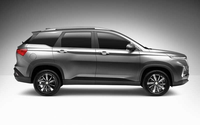 Chevrolet Captiva📷
