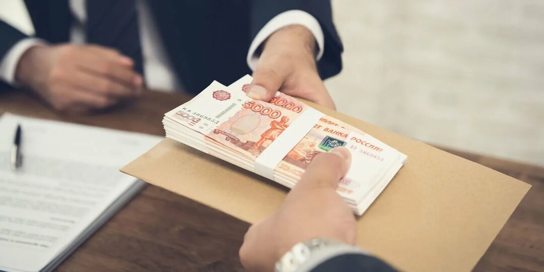 Банк отказывается списывать кредит вдове погибшего. Что делать?