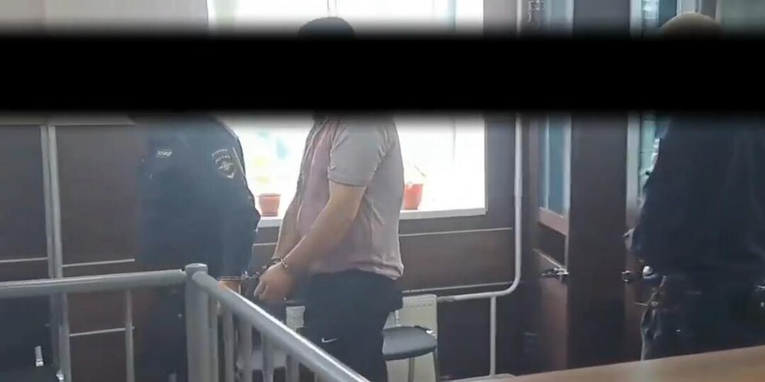 Петербуржец напал и пытался изнасиловать 12-летнюю школьницу в Шушарах