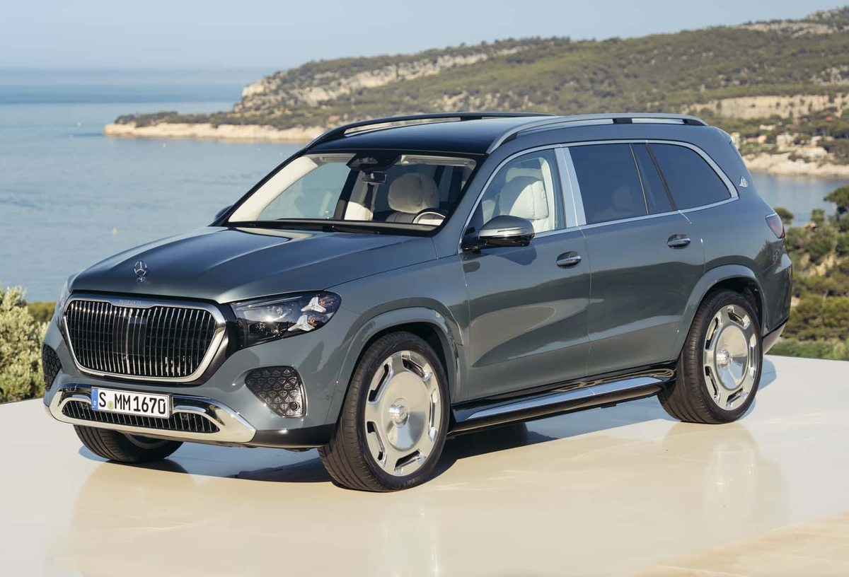 Ноаый Mercedes-Maybach GLS 680