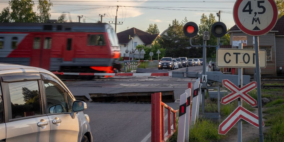 Количество ДТП на железнодорожных переездах выросло на треть