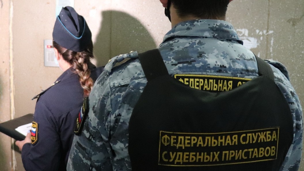 Долги у приставов. Какие есть способы, чтобы их не платить? Источник фотографии https://loon.site