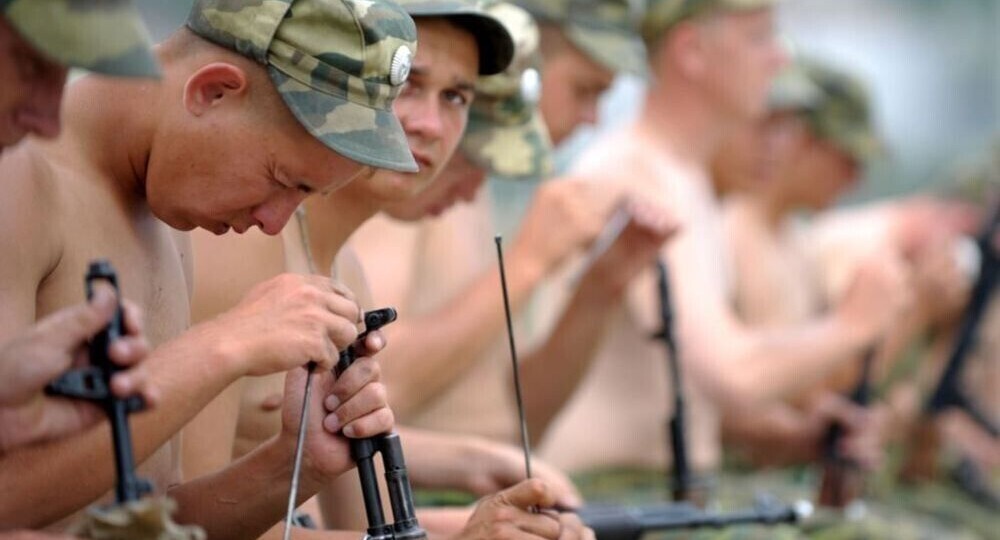 Перевооружили с АКМ (7,62) на АК-74 (5,45)...