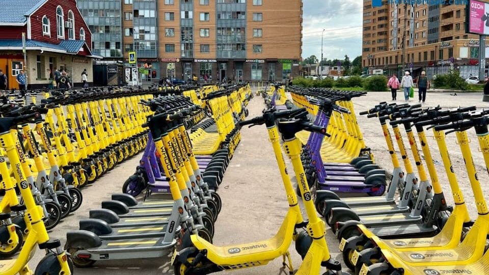 Самокаты как индикатор проблем: где в Петербурге хуже всего с транспортом?