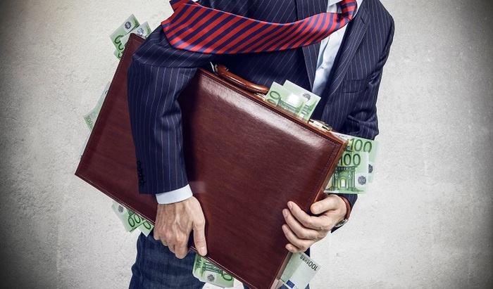 Депутаты наработали на досрочные суперпремии?