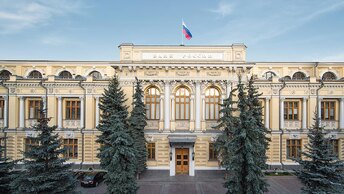 В РФ подросткам запретят оформлять электронные кошельки: Центробанк настаивает