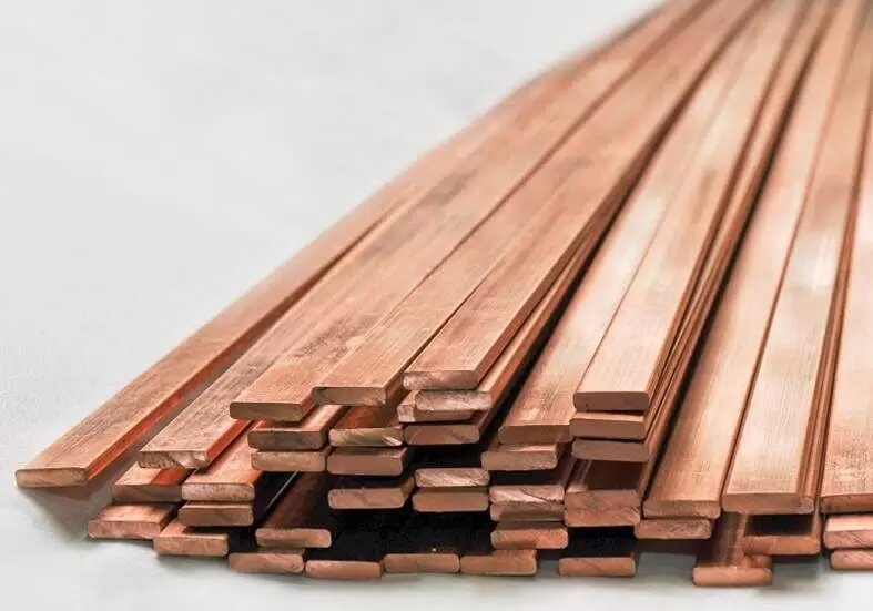 источник изображения https://glavmetalstal.ru/czvetnyie-metallyi/med/shina-mednaya/shina-mednaya-3x50/