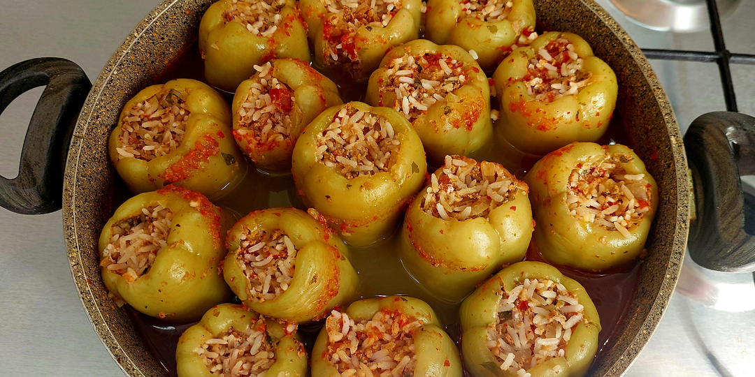Почему фаршированные перцы в Турции такие вкусные? Настоящая турецкая долма.