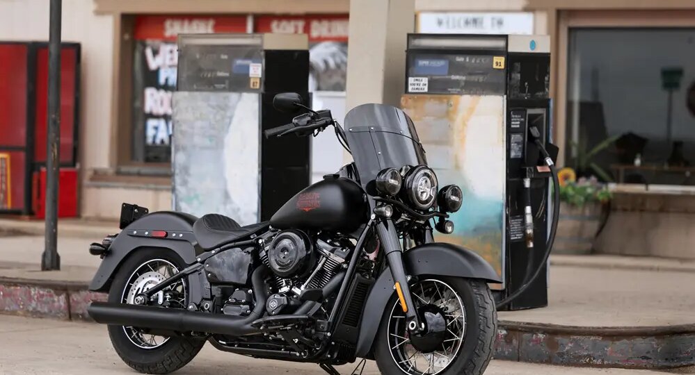 Harley-Davidson выпустил крузер Deadwood. Кому он на самом деле адресован?