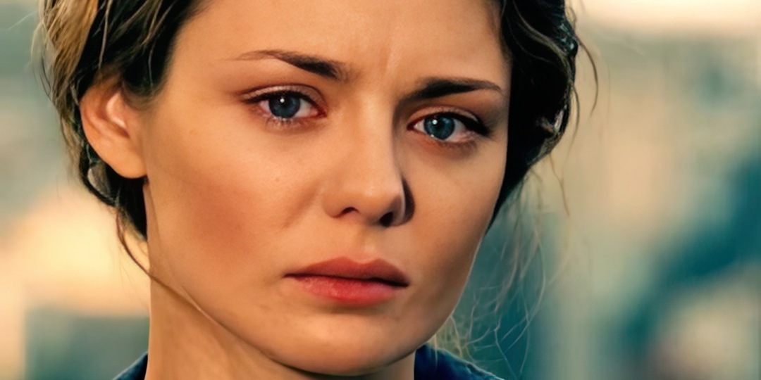 Пощёчина Прилучному, тайная свадьба и уход из «Мажора»: как сейчас живёт Карина Разумовская
