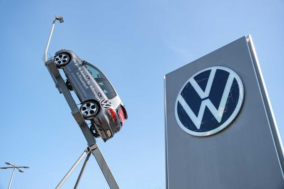    Глава Volkswagen назвал нереалистичным закрытие заводов концерна до 2030 года. Alexander Fedosov / Shutterstock.com / Fotodom.