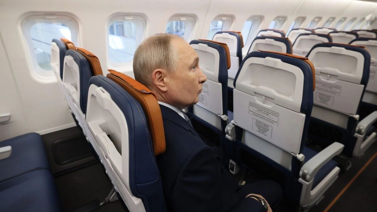    Президент в Жуковском осмотрел салон МС-21–310   kremlin.ru