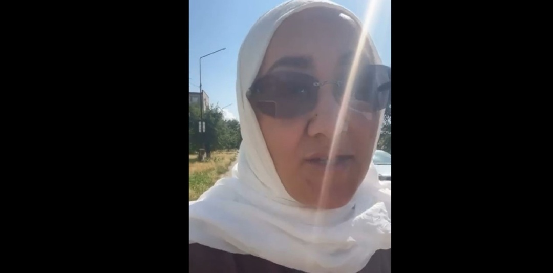 Хотела славы! Приезжая в хиджабе устроила скандал в бассейне ради хайпа: что известно