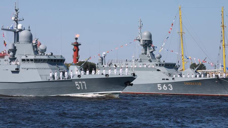 День ВМФ: как 330 лет назад один указ Петра I изменил историю России