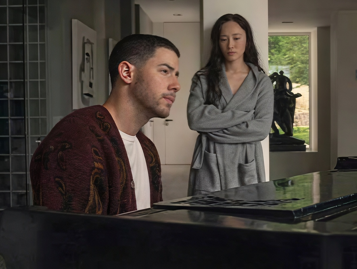 Кадр из фильма «Это хит!» / Power Ballad (2026). Производство 30WEST, Fís Éireann / Screen Ireland, Likely Story и Treasure Entertainment.
