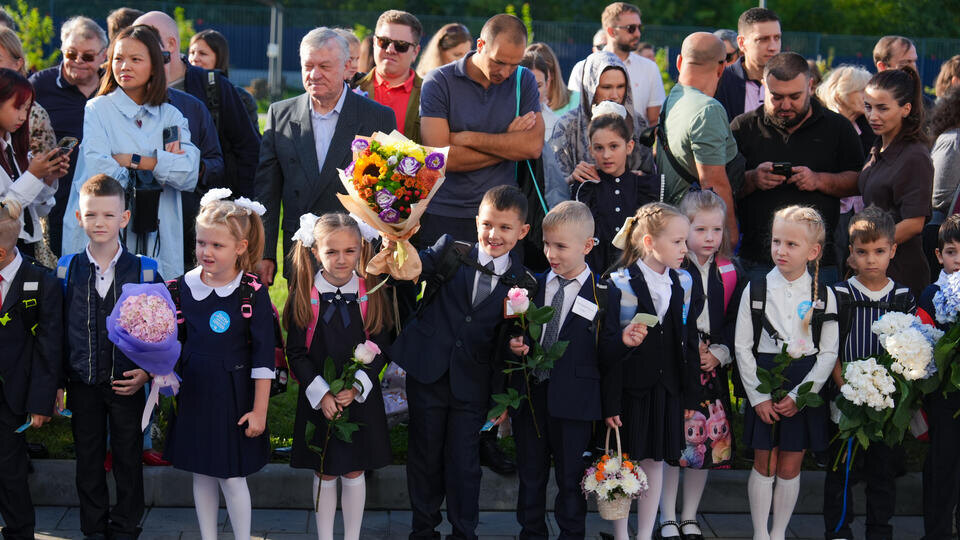 День знаний в России предложили сделать выходным для родителей первоклассников