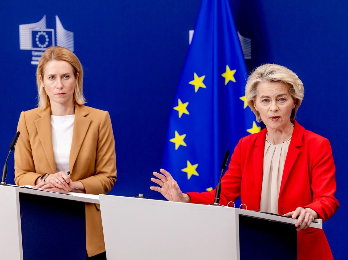    Урсула фон дер Ляйен и Кая Каллас | © AP Photo / Geert Vanden Wijngaert