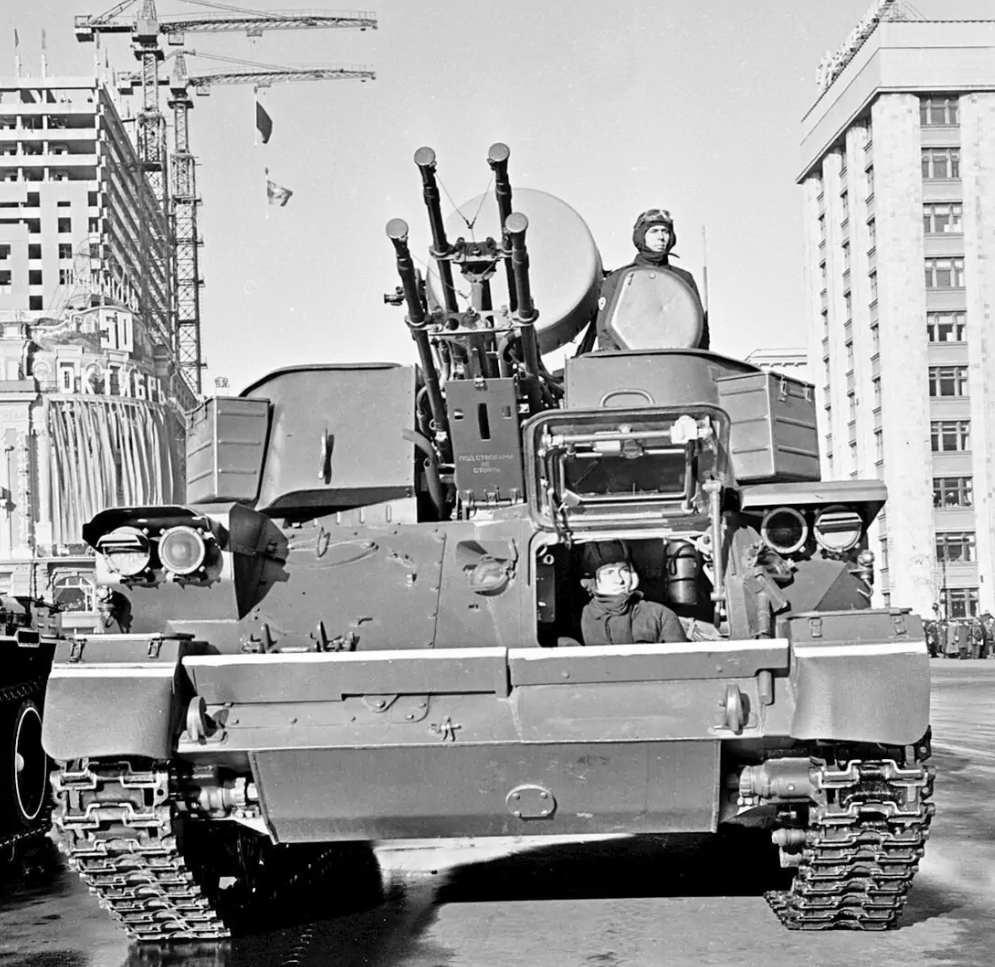 «Шилка» перед парадом в Москве 7 ноября 1967 года